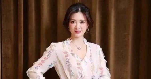 原创辛龙已成病态受刘真离世的阴影他开始自暴自弃的生活