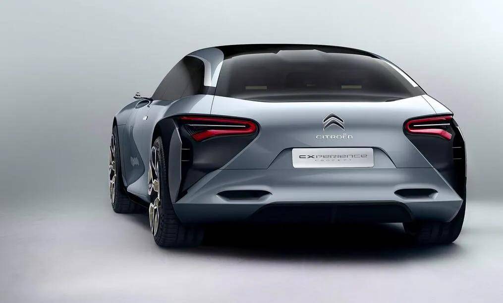 作为诞生于2016年雪铁龙概念车cx perience的量产版,雪铁龙c5x的确