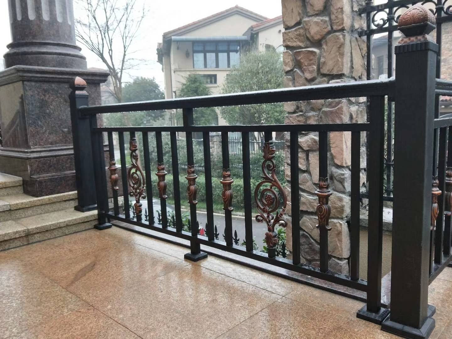 铝艺栏杆18689236286