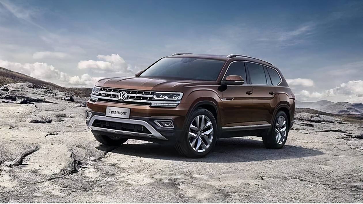 堪称大众王,比汉兰达大一圈却一个价,不到30万的途昂有多香?