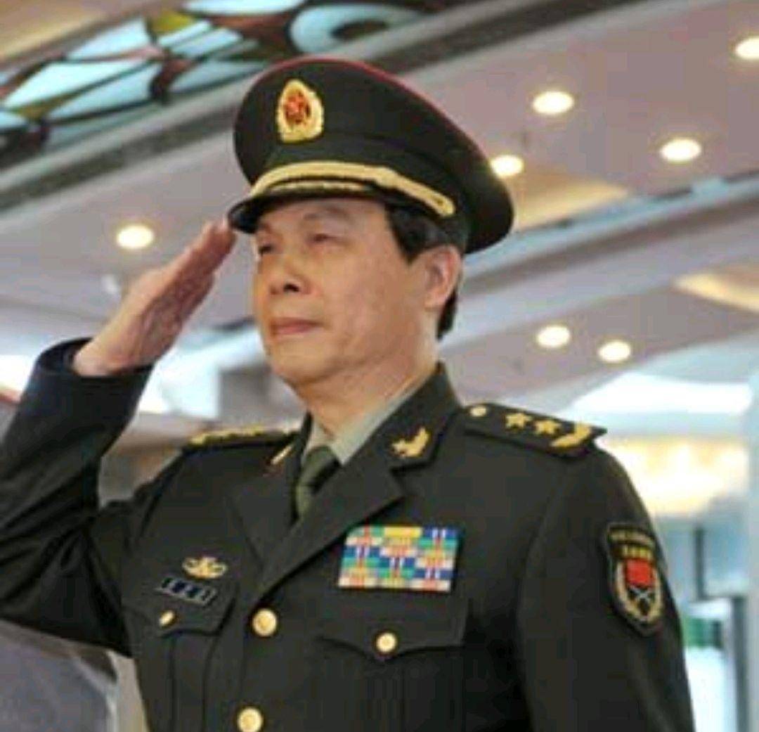 陆军上将蔡英挺:原南京军区司令员,退休后