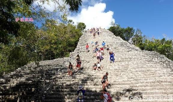 两千年前最强大的玛雅城邦，拥有唯一可以爬的金字塔
