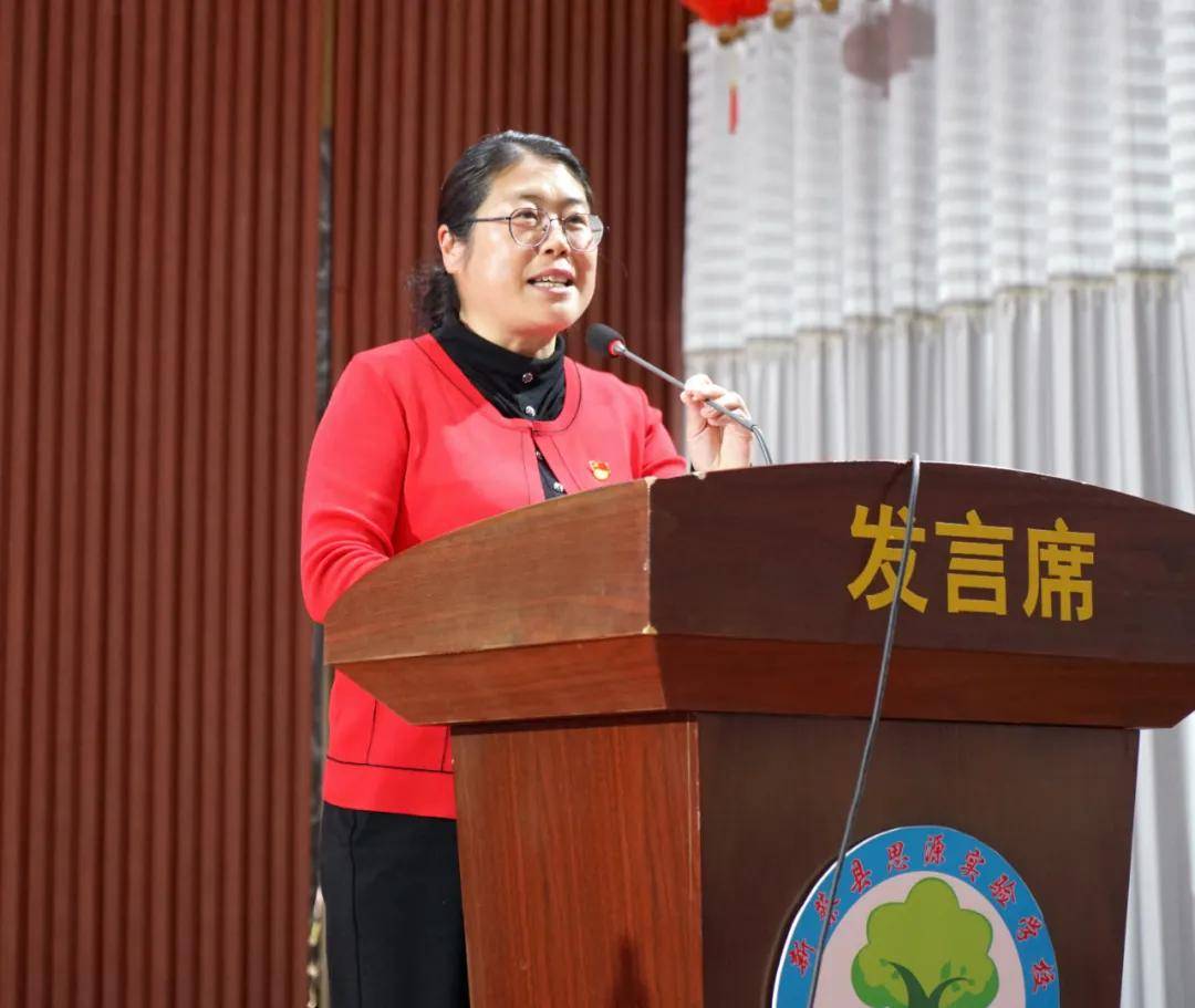 会前,与会人员实地观摩了新蔡县思源学校学雷锋实践基地,李桥镇石庄村