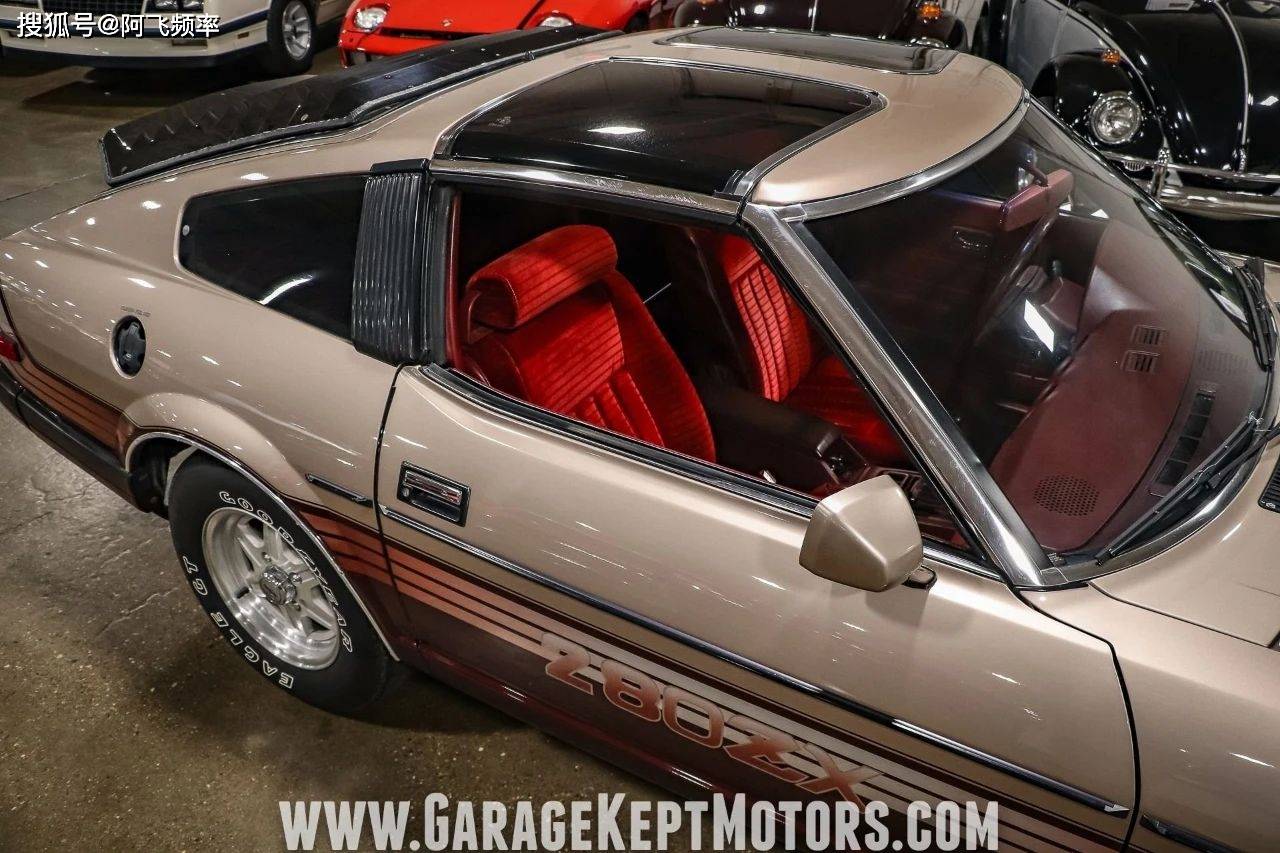 百叶窗配大红天鹅绒JDM经典1983年日产280 ZX_车型