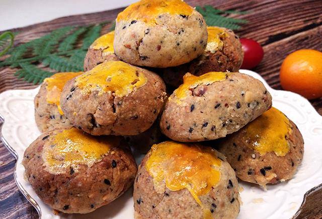 别冷落了你家的烤箱,试试这个小糕点,香酥掉渣,很适合新手做