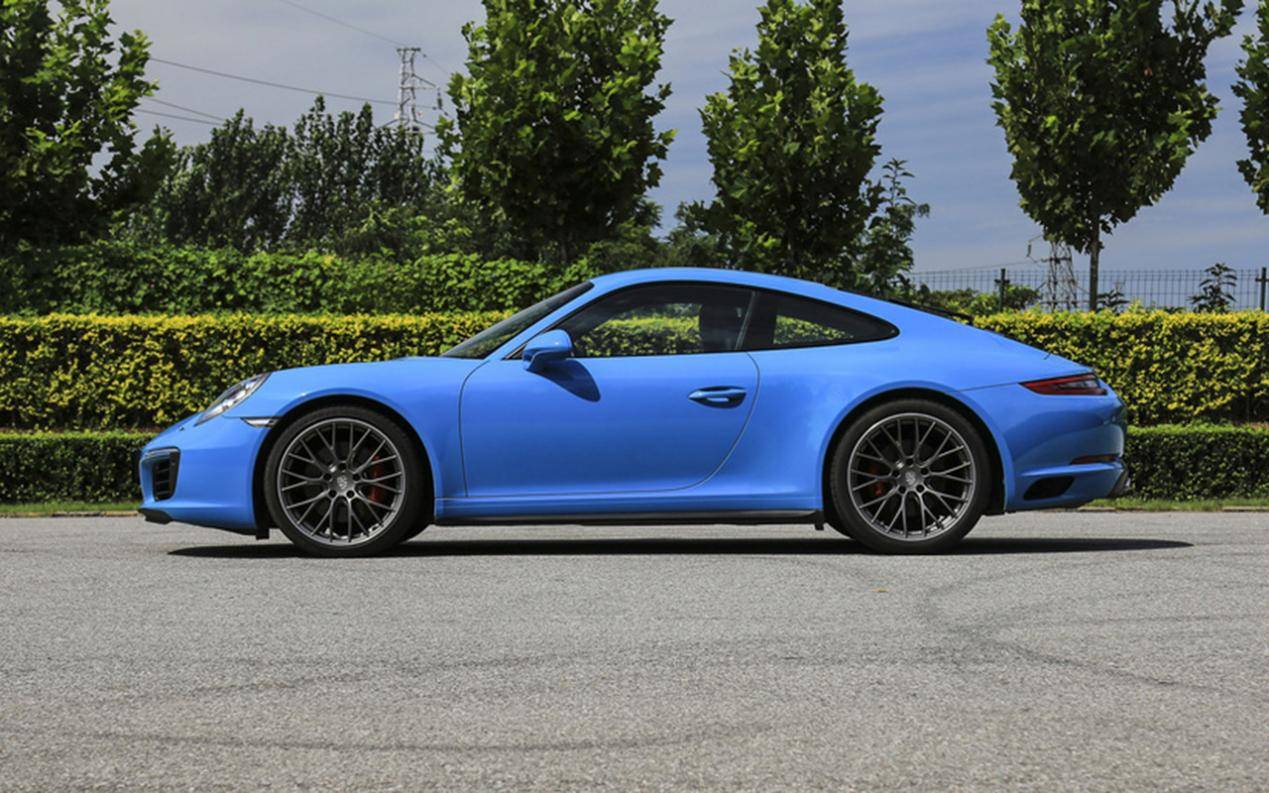 保时捷9112016款carrera4s