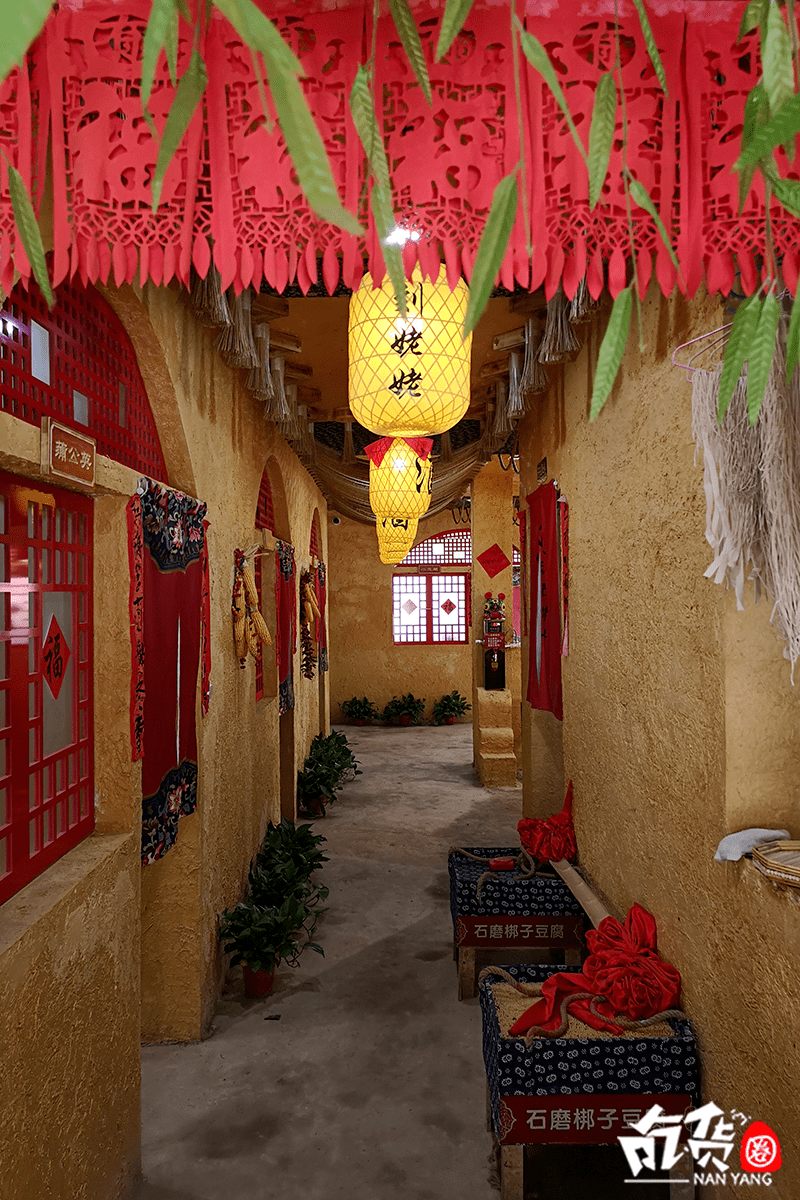 原创河南zui火爆的窑洞餐厅乡味十足很多南阳人都去吃过