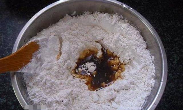 面粉是用什么做出来的 7a918dad71da46e9a15dc21a7624bbeb.jpeg