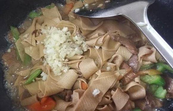 吃馒头配什么菜比较好 d875a56550c8468aa669dd71304cf694.jpeg