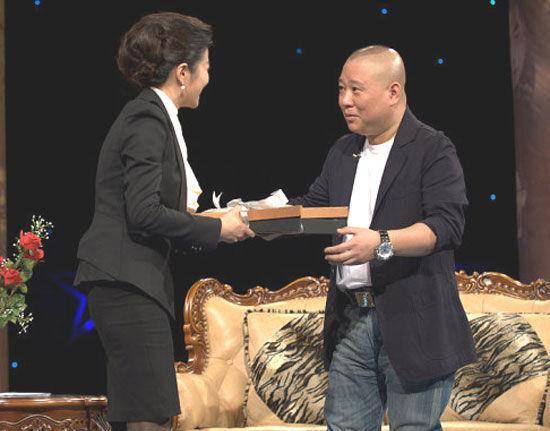 妻子也是主持人,北京台一姐徐春妮的不凡人生_郭德纲