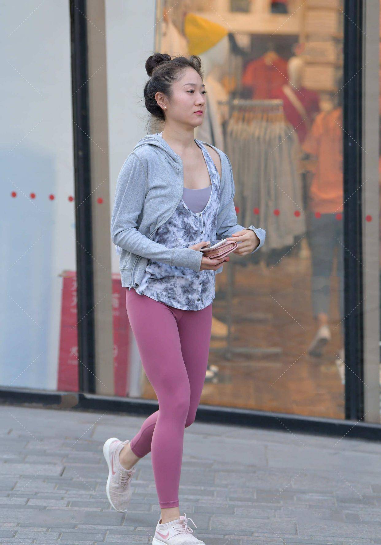 原创运动风针织开衫减龄粉色瑜伽裤清新时尚