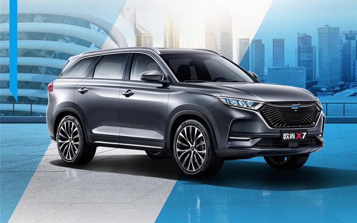 年销超10万辆的爆款再进化上海车展体验长安欧尚x7plus