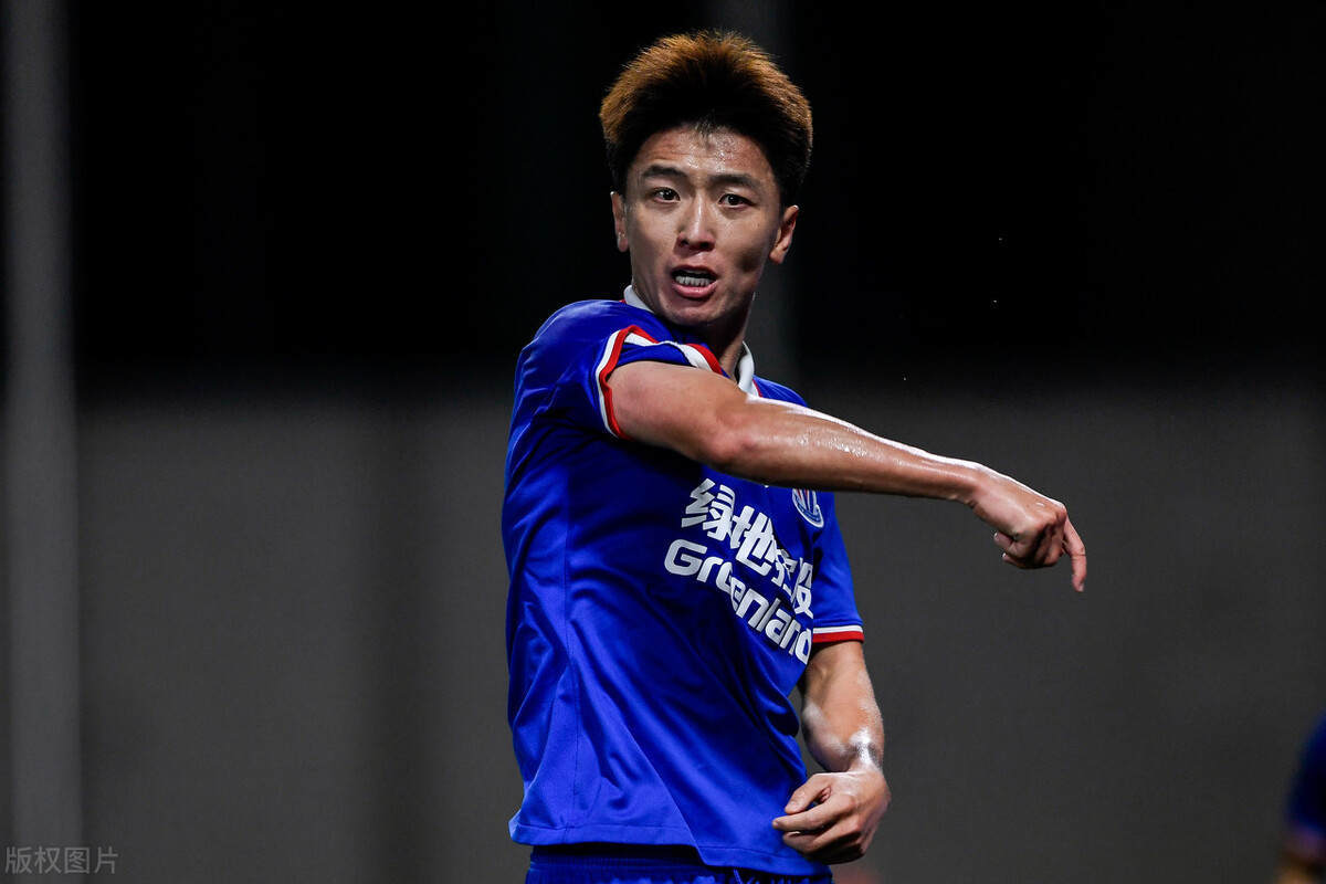 原创谜底解开杨旭背上特别的盆栽只为摆脱霉运希望新赛季强势爆发