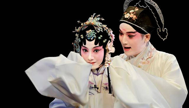 元杂剧：中国古代戏曲与文学结合的典范，是如何发展而来的？_先秦时期