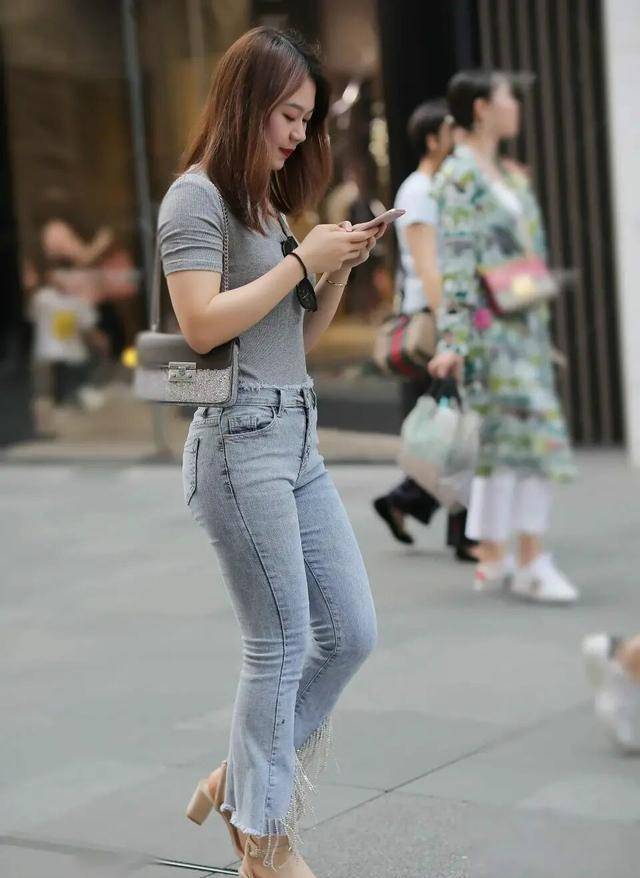 瑜伽裤为什么不能单穿 83aeee4b065c4ef1a80d3b7d9db9c03c.jpeg