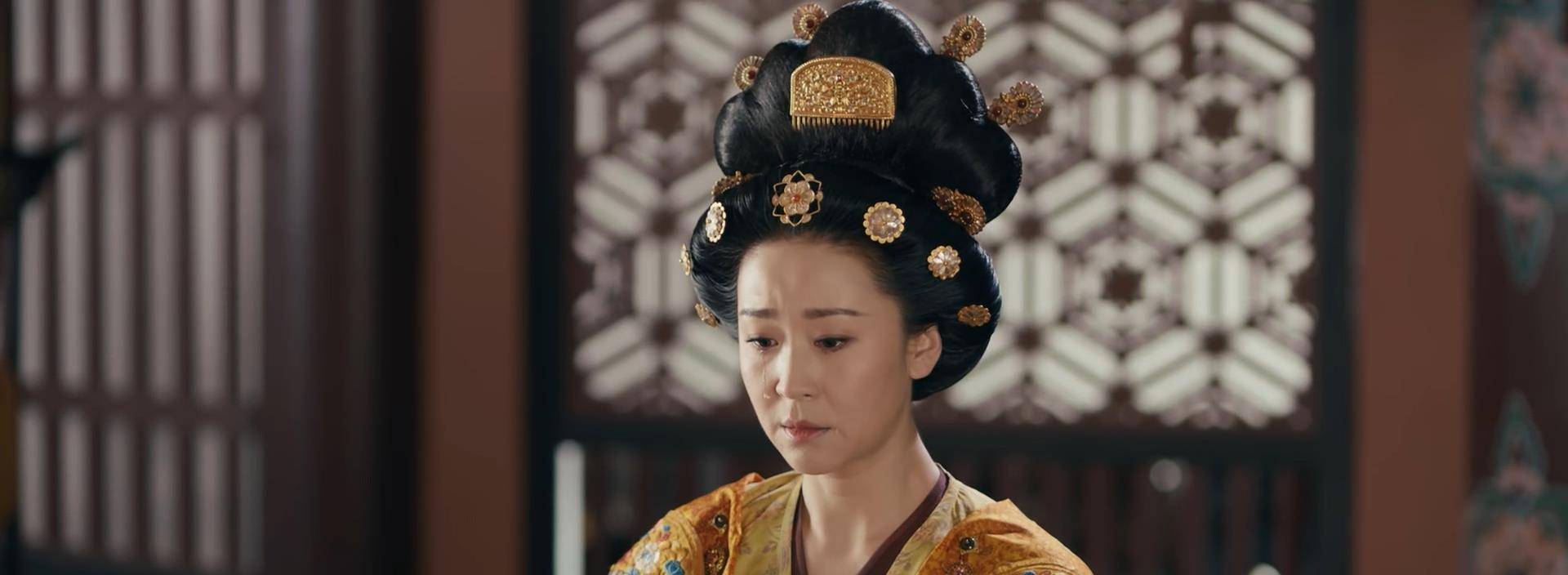 《骊歌行》:皇帝口中的贤后,苗圃饰演的皇后到底贤在哪儿?