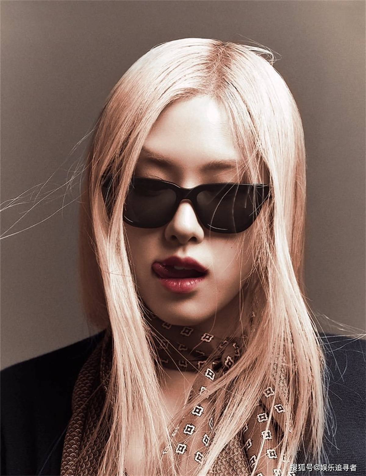 原创blackpinkrosé专辑售出超50万张她与圣罗兰总监如何相识