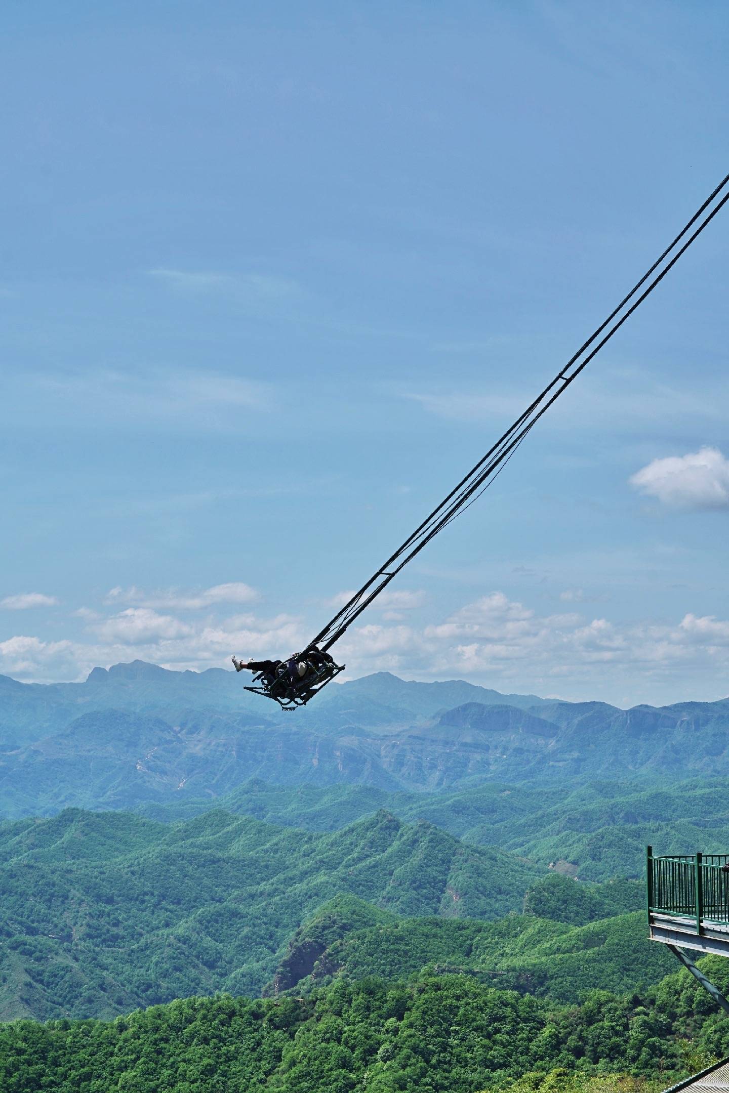 小長假還沒計劃?自駕太行深處周公山88道拐,雲海日出,還免門票