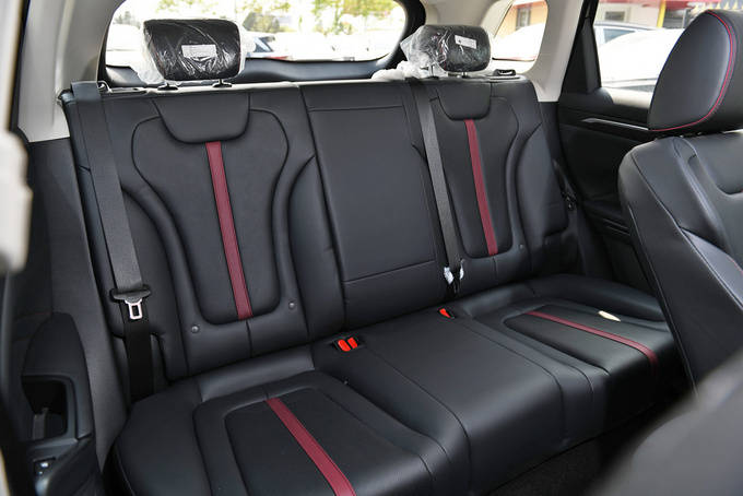 找对路子想不火都难奔腾t55到店解析