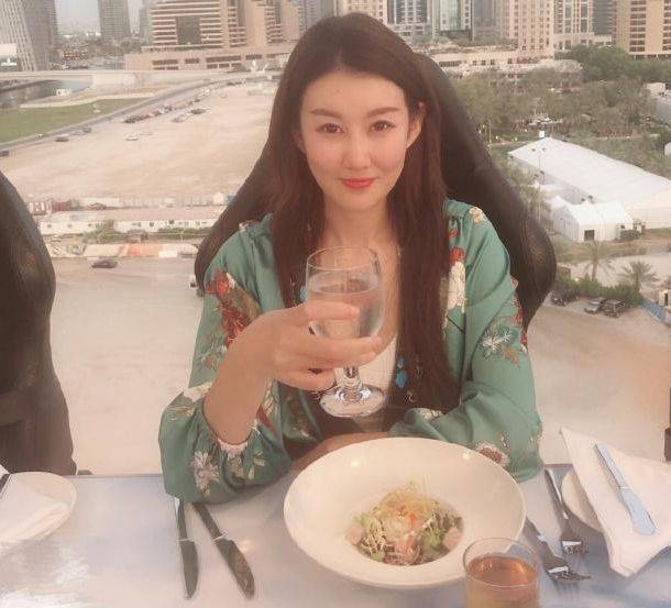 王宝强抛弃冯清换新女友?离开马蓉后他真是艳福不浅!