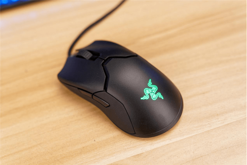 极致丝滑8k轮询率的雷蛇viper鼠标