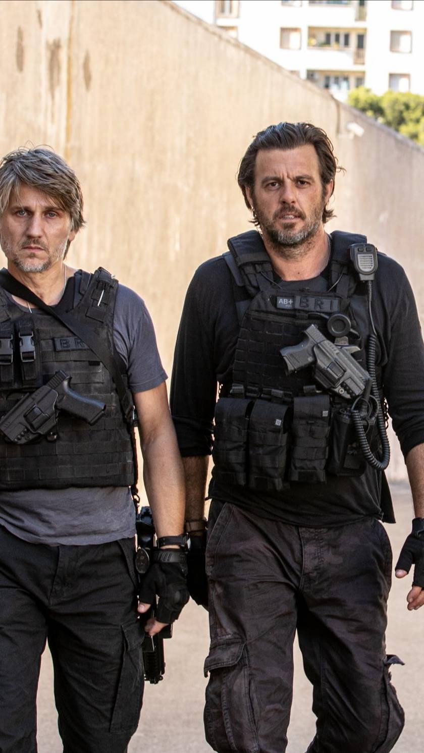 恶棍之城警匪难分