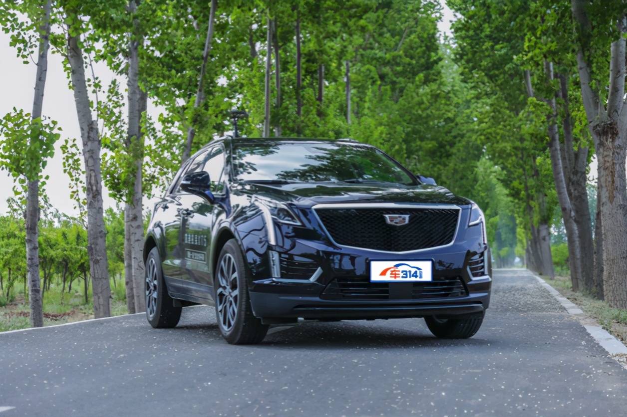 试驾凯迪拉克xt548v轻混省下的油钱够加个钟吗