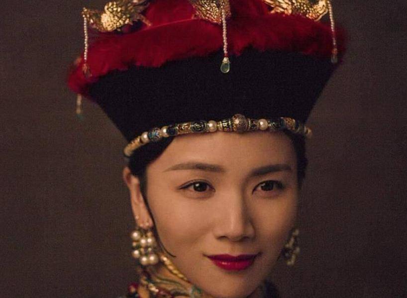 等到乾隆退位,成为了太上皇之后,陈氏就被乾隆封为了婉妃.