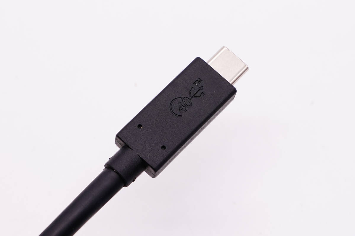 内置|讯光电子0.8米USB4数据线拆解，内置赛普拉斯控制器