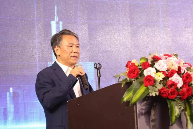 义乌市委常委,高新区党委书记虞秀军参会并讲话2020年,晶澳凭借垂直