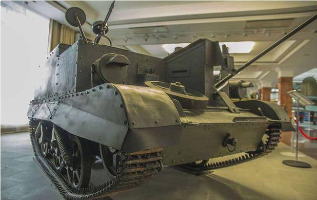 二战盟军万金油堪称战场多面手的布伦机枪车到底有多优秀