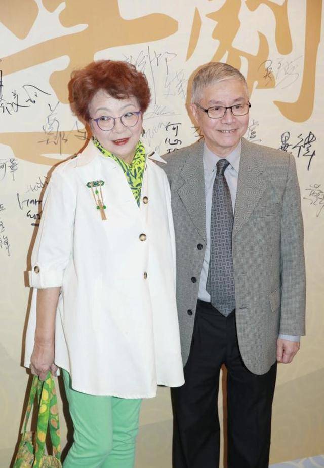 曾江第二任妻子中风入院现任丈夫证实操劳所致抢救及时已出院