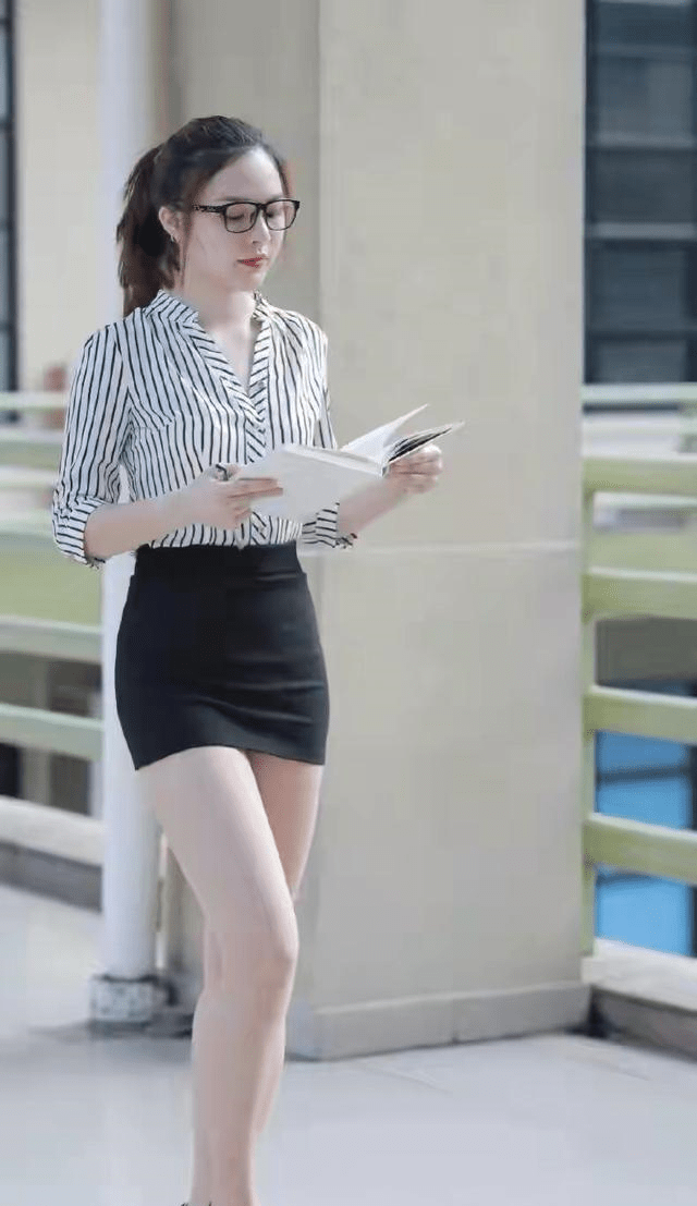 24afe9e1249d42f297a576aaf76ab81c.png