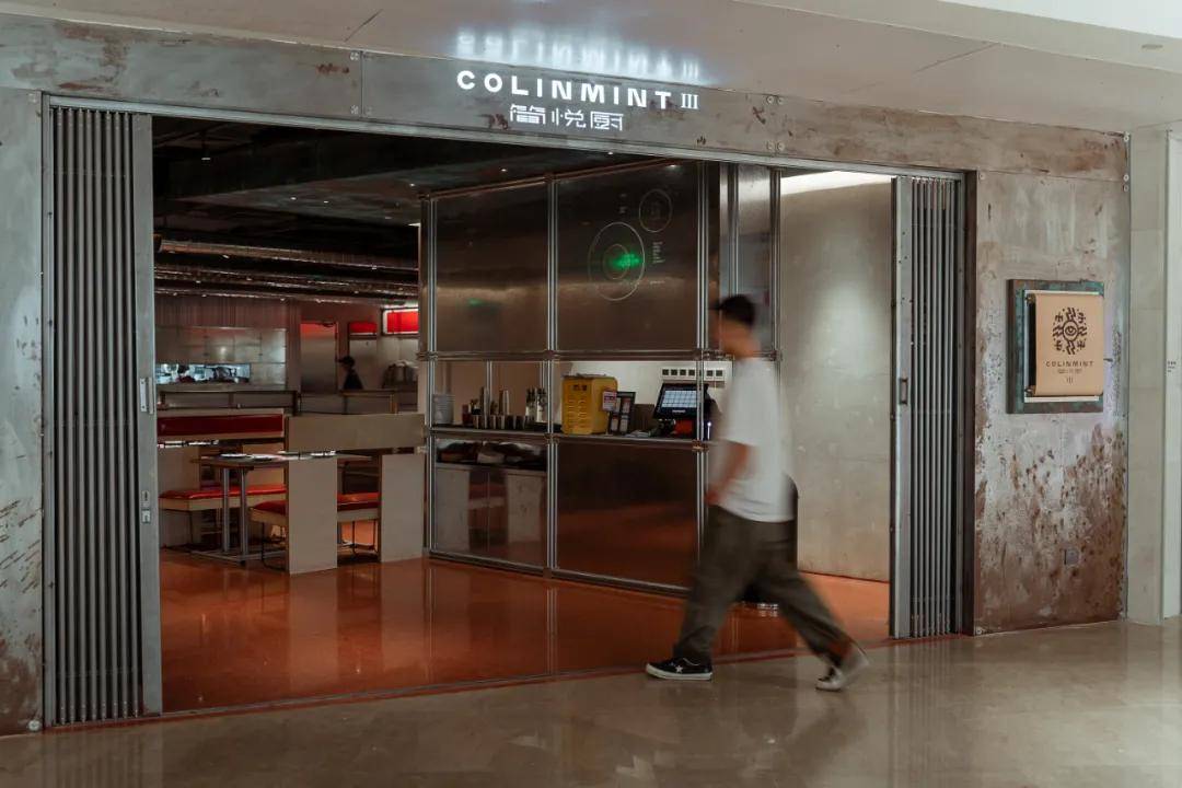 广州这个西餐潮牌,将料理做成艺术品,从社区火到CBD