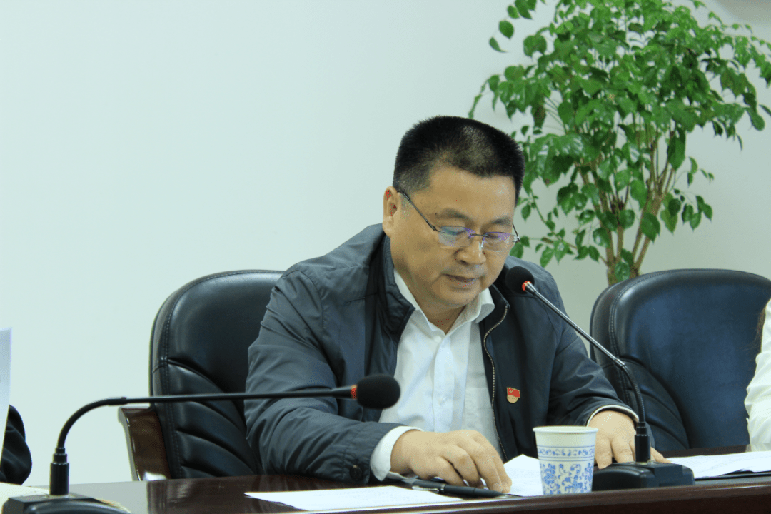 城管局副局长蒋劲松到会指导