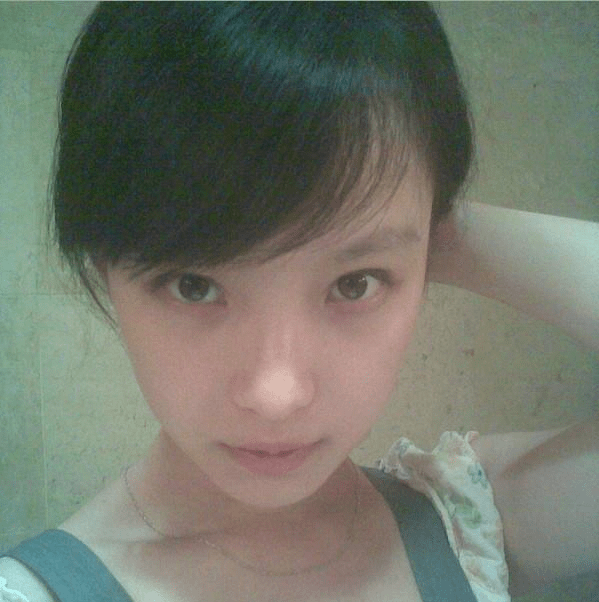 40岁阿娇晒高中校服照