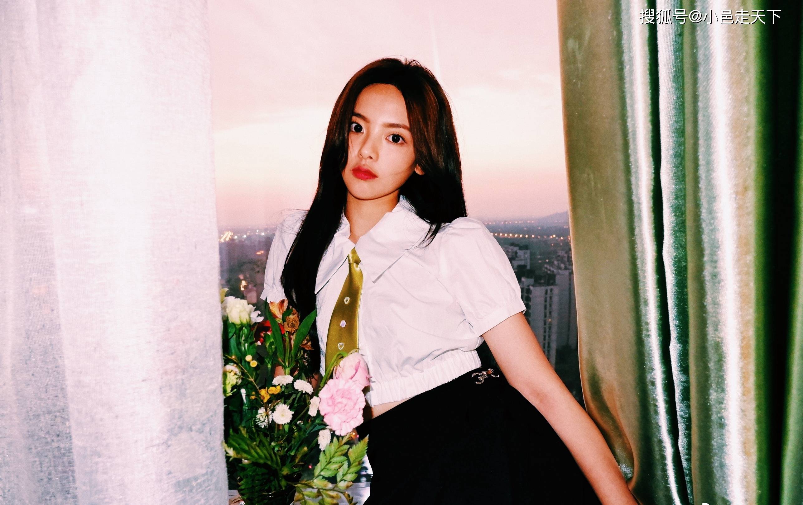 杨超越搞笑自拍照合集