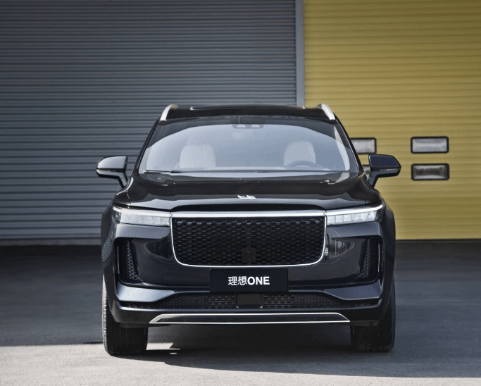 电动汽车排名第一名销量2025 da70f042d80843d0b4fd357d9b5544be.png