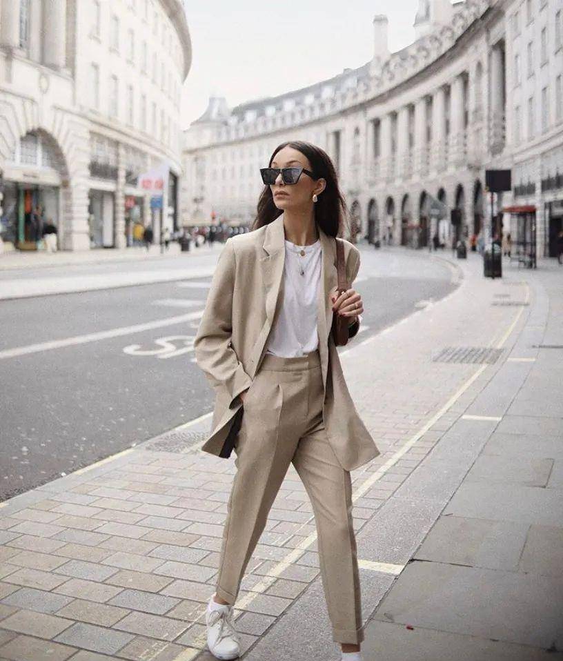 潮流穿搭高级感夏季 ae4cefde66844b68b927fcdad75deab4.jpeg