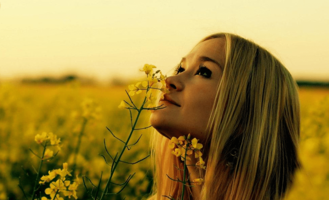 如何让自己不说话气场强大 34f3e7ab1ebc4bbb8cfe501631768321.png