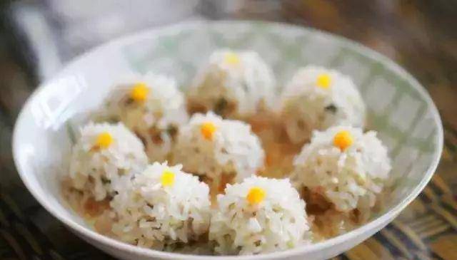 糯米要泡多长时间才泡发 58fa4ca8423f4ee884c8ef9989bf5754.jpeg