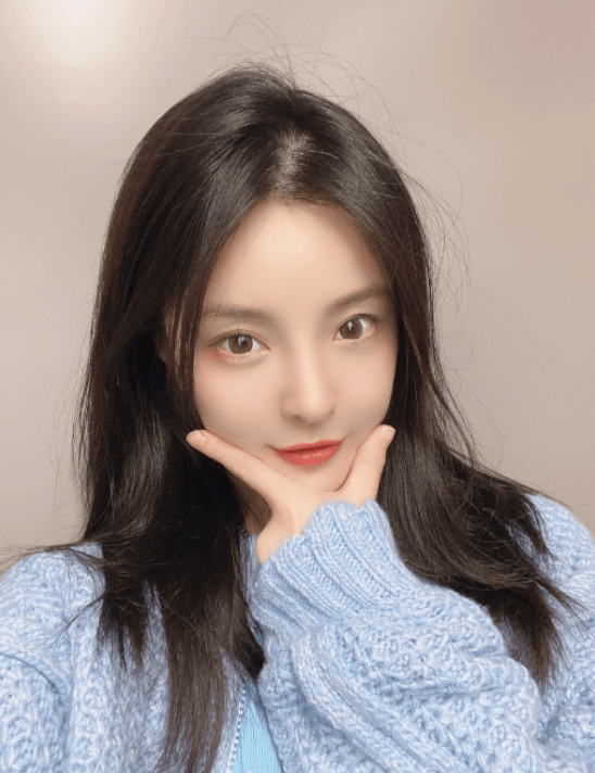 王思聪也吃回头草身旁女伴是湖南卫视综艺女星抽烟逛酒吧无所不能