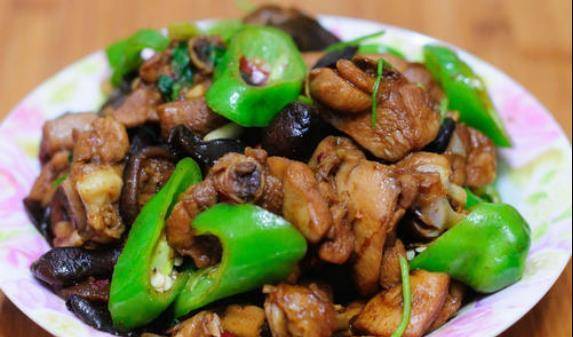 烧什么菜有营养 73807bb2f7ea4ed2a401285414231f22.jpeg