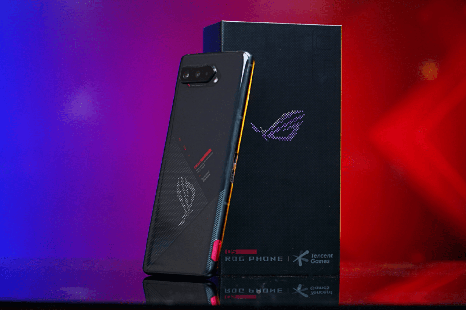 腾讯游戏手机rog5 d769479cb3df45d0a924e3560b518177.png