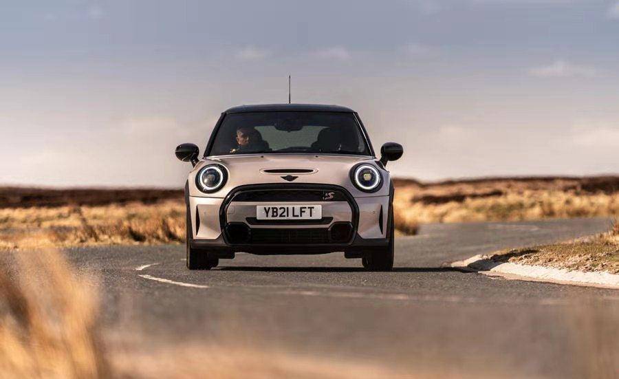 mini cooper s三门版中期改款车型实测 - 抓住最后享受mini的机会