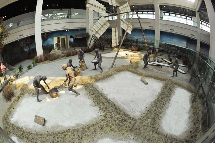 盐铁专卖的潜在隐患天下财力统而治之商业分工再难复兴