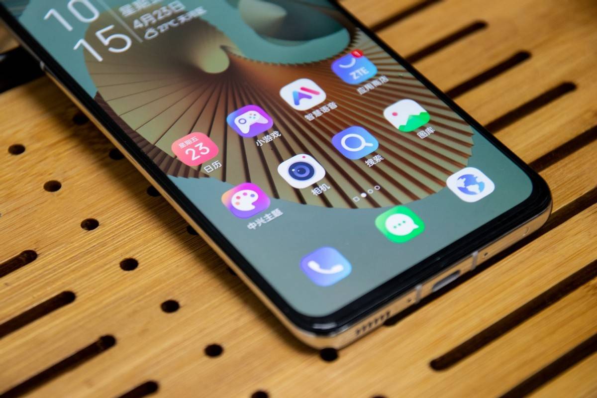 能拍能打的直屏旗舰,中兴axon 30 pro上手体验