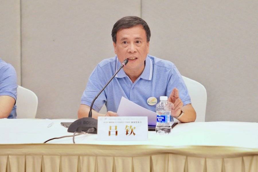 继2019年象甲广东队起用新锐大师黄光颖取得不俗效果后,程宇东大师