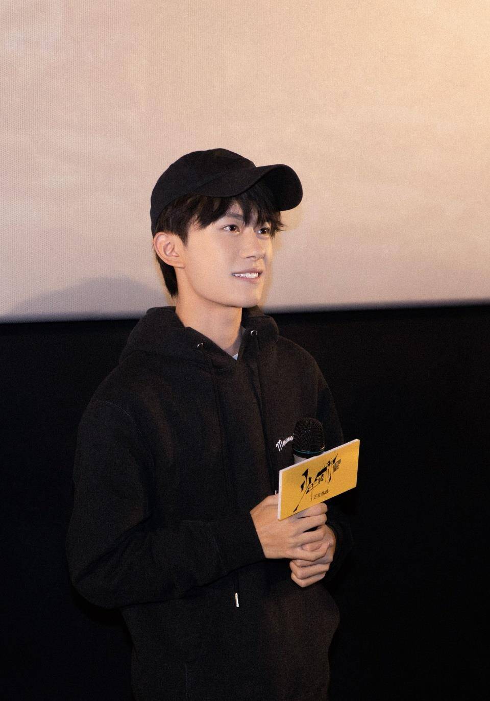 原创少年的你热映央视用三个关键词概括易烊千玺很贴切