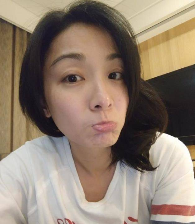 虽然如今江祖平已经不再是一位演员,但是她的个人生活总体来说过得